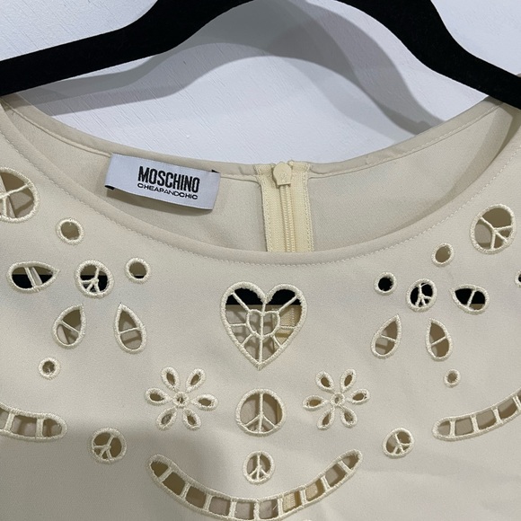 Moschino size 8 cream short sleeve dress with slip - Picture 2 of 4